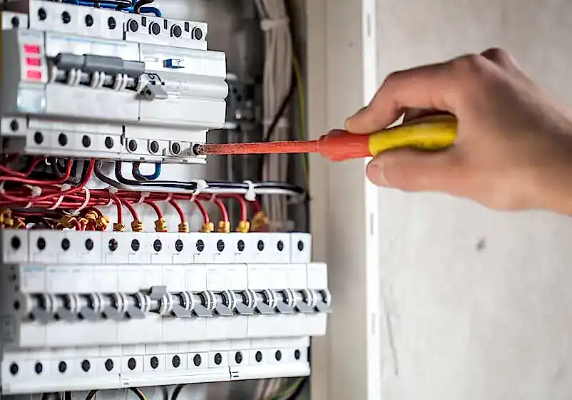 Elektrik panosu onarımı